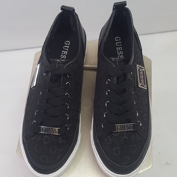 Womens Guess Sneakers (size 6.5) NICE! - Picture 5 of 7
